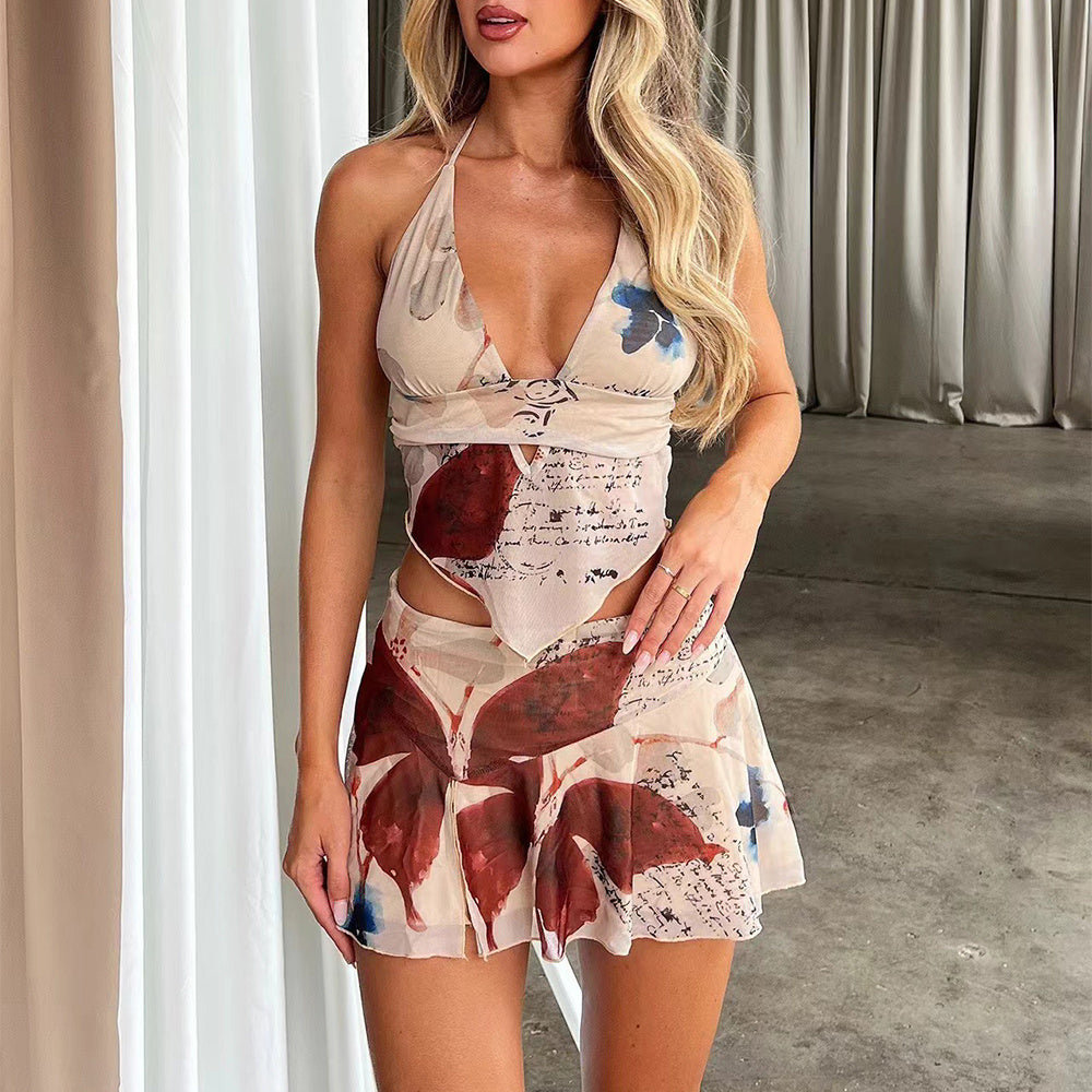 Printed Sexy V-neck Halter Top And Pleated Short Skirt